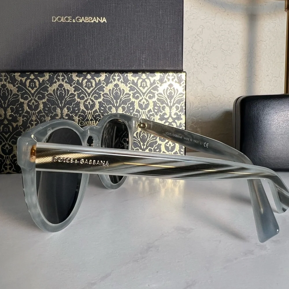 Dolce & Gabbana authentic dolce
